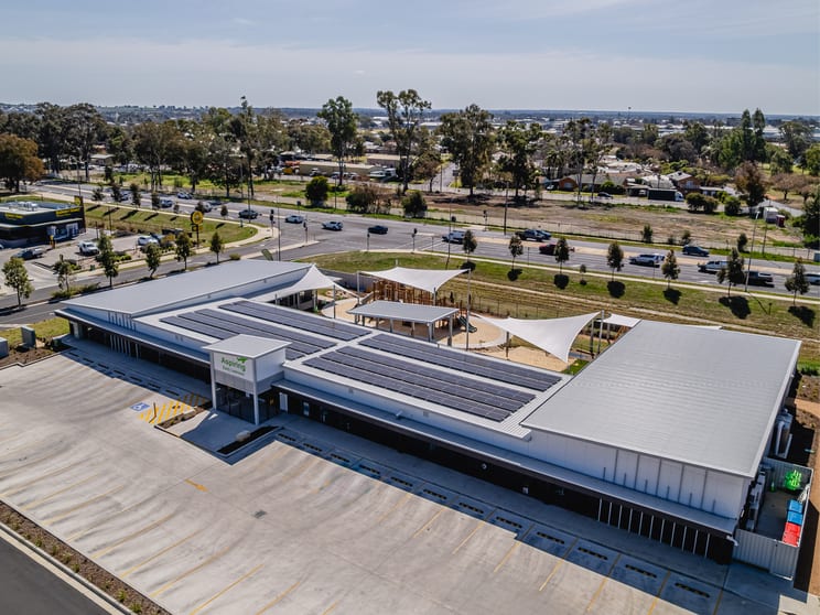 Click to view all images 2 Woomera Circuit Dubbo NSW 2830 - Image 3