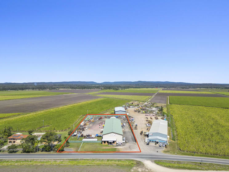 Click to view all images 28 Langs Way Woodburn NSW 2472 - Image 2