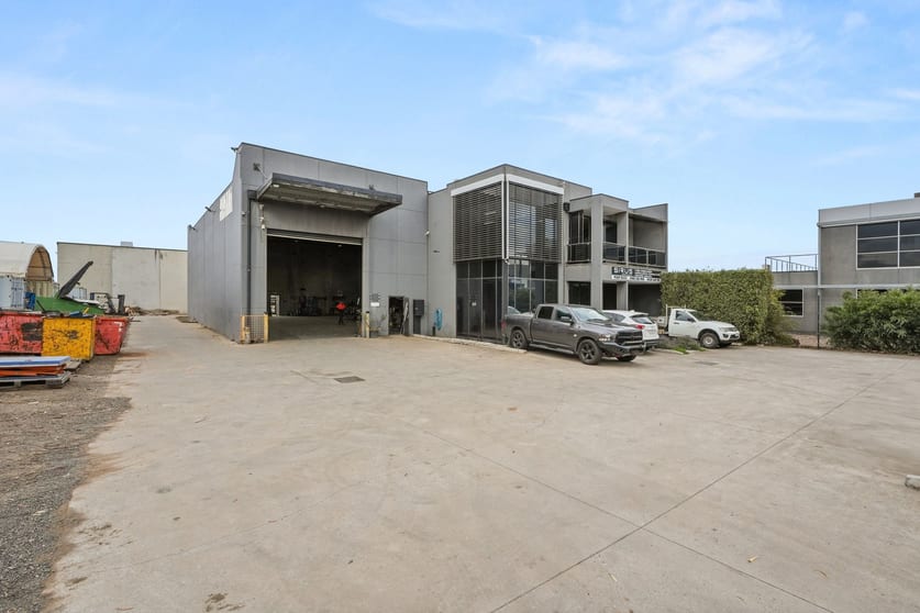 7 Weddel Court Laverton North VIC 3026 - Image 2