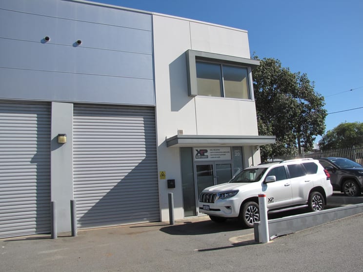 Click to view all images 20/12 Cowcher Place Belmont WA 6104 - Image 1