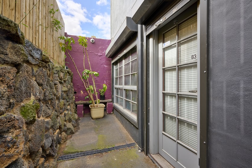 2-4/19 Macauley Place Bayswater VIC 3153 - Image 3
