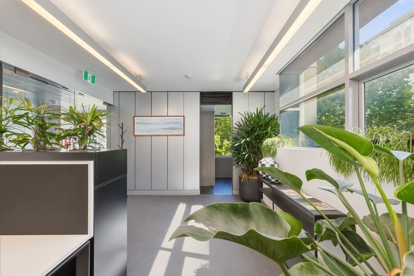 Click to view all images 201/24-30 Springfield Avenue Potts Point NSW 2011 - Image 3