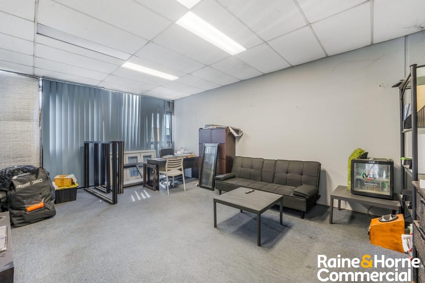 Click to view all images 9/332 Hoxton Park Road Prestons NSW 2170 - Image 3
