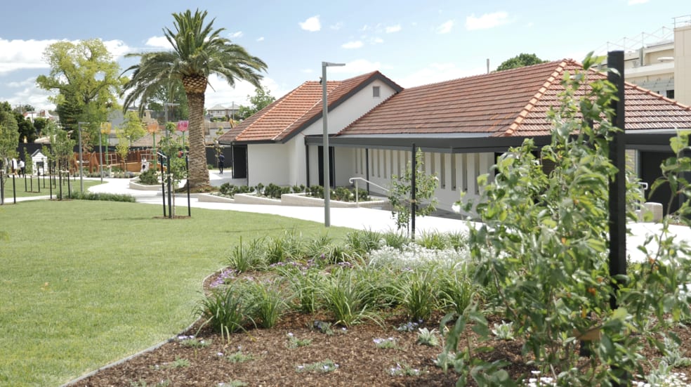 Click to view all images 14 Feehan Avenue Moonee Ponds VIC 3039 - Image 2