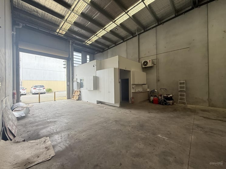 Click to view all images 15/9 Elite Way Carrum Downs VIC 3201 - Image 3