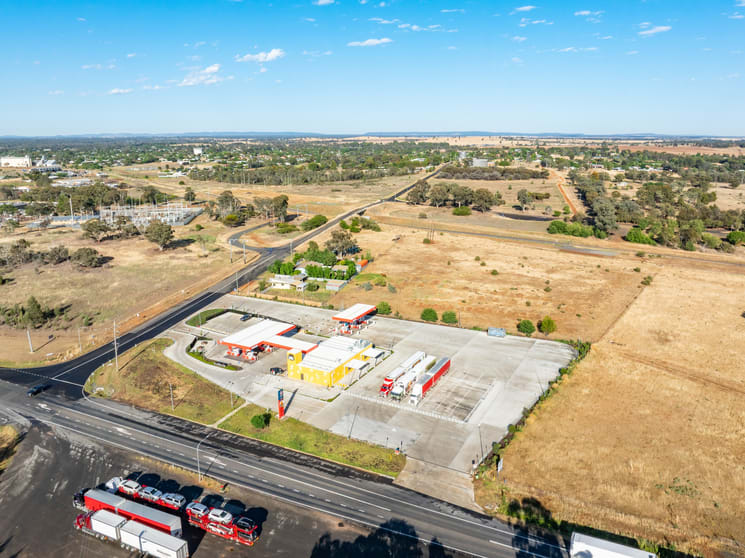 Lot 15 Wyndham Ave Forbes NSW 2871 - Image 2
