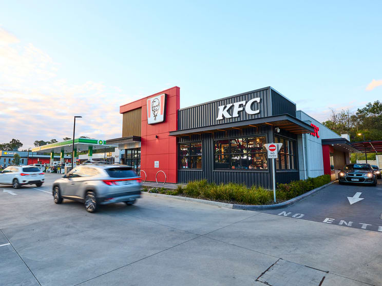 Click to view all images 215 Princes Highway Beaconsfield VIC 3807 - Image 2