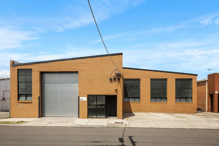 32 Clifford Street Huntingdale VIC 3166 - Image 2