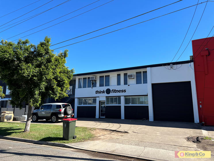 Click to view all images 43 Godwin Street Bulimba QLD 4171 - Image 1