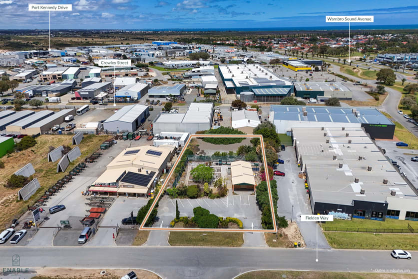 Click to view all images 14 Fielden Way Port Kennedy WA 6172 - Image 2