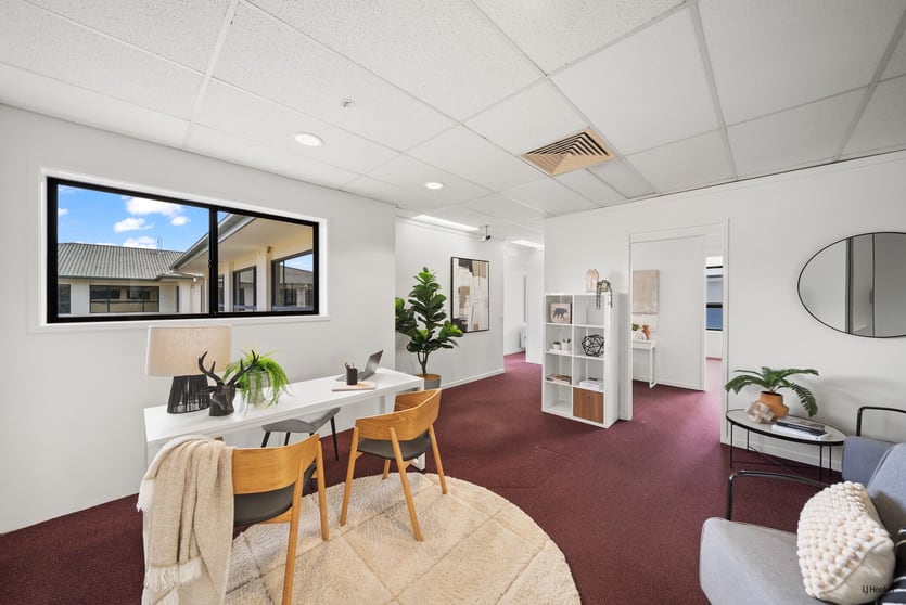 Click to view all images 5/5 Executive Drive Burleigh Waters QLD 4220 - Image 1
