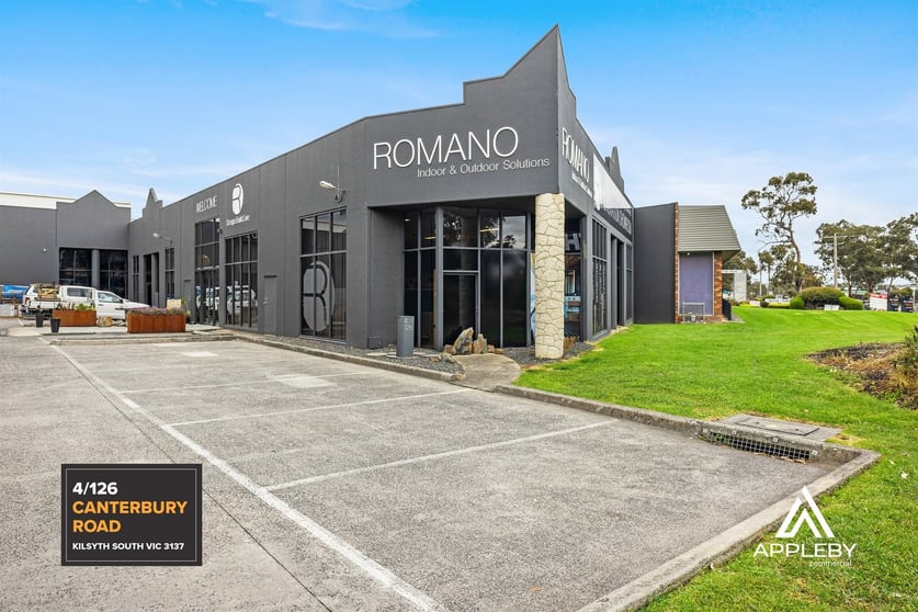 Click to view all images 4/126 Canterbury Road Kilsyth South VIC 3137 - Image 1