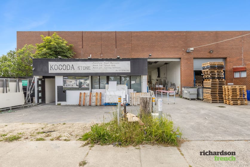 21 Dandenong Street Dandenong VIC 3175 - Image 1