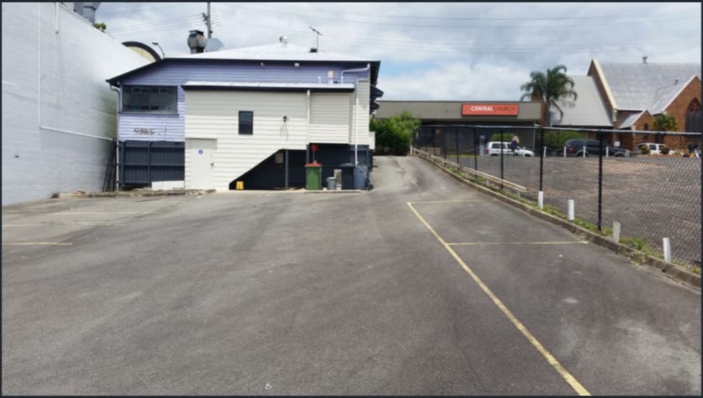 Click to view all images 19 Limestone street Ipswich QLD 4305 - Image 2