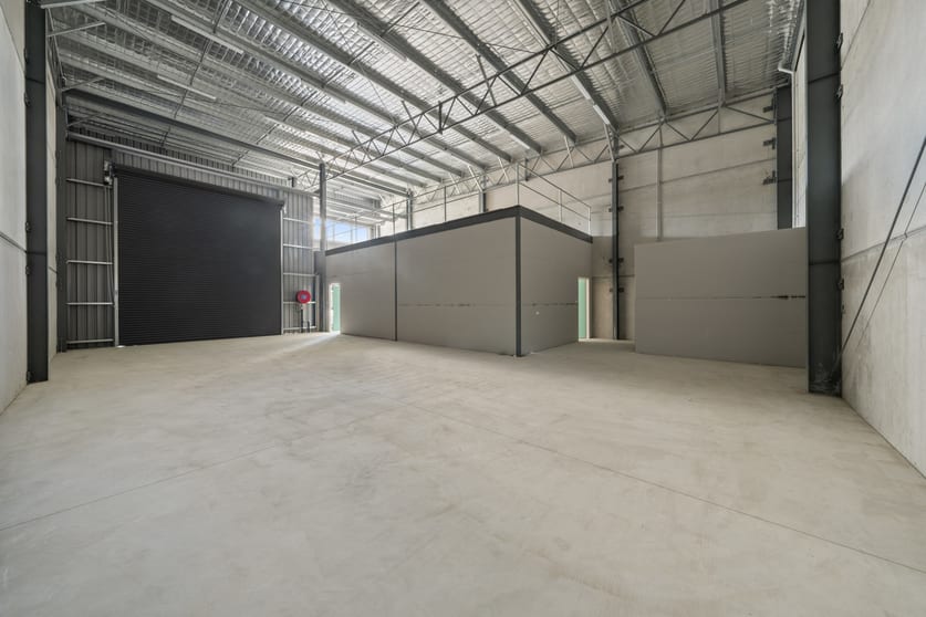 Click to view all images 10 & 17/181 Gladstone Street Fyshwick ACT 2609 - Image 2