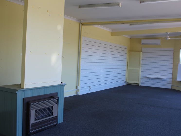 Click to view all images 139 Lambeth Street Glen Innes NSW 2370 - Image 3