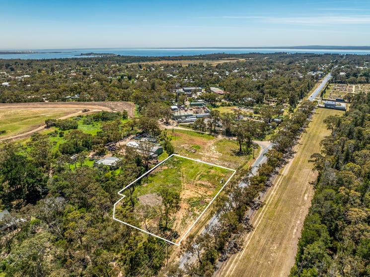 212 Disney Street Bittern VIC 3918 - Image 3