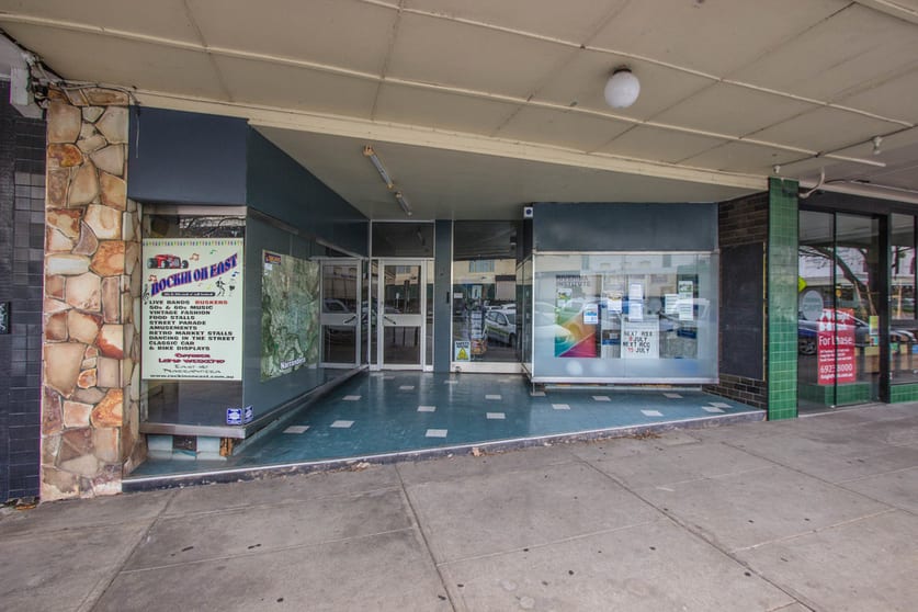 Click to view all images 116 East Street Narrandera NSW 2700 - Image 2