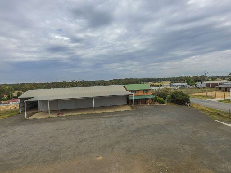 22-28 Red Gum Street Narrandera NSW 2700 - Image 3