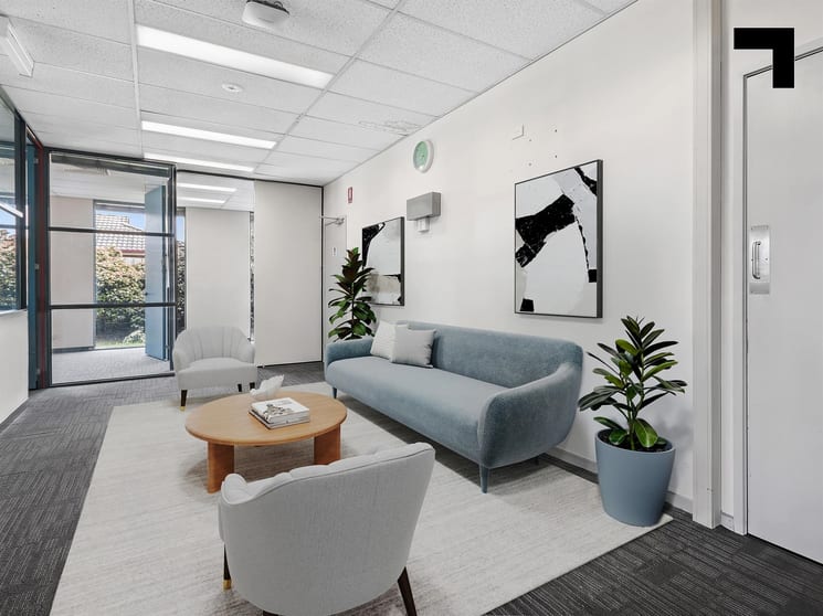 Click to view all images 5/476 Canterbury Road Forest Hill VIC 3131 - Image 2