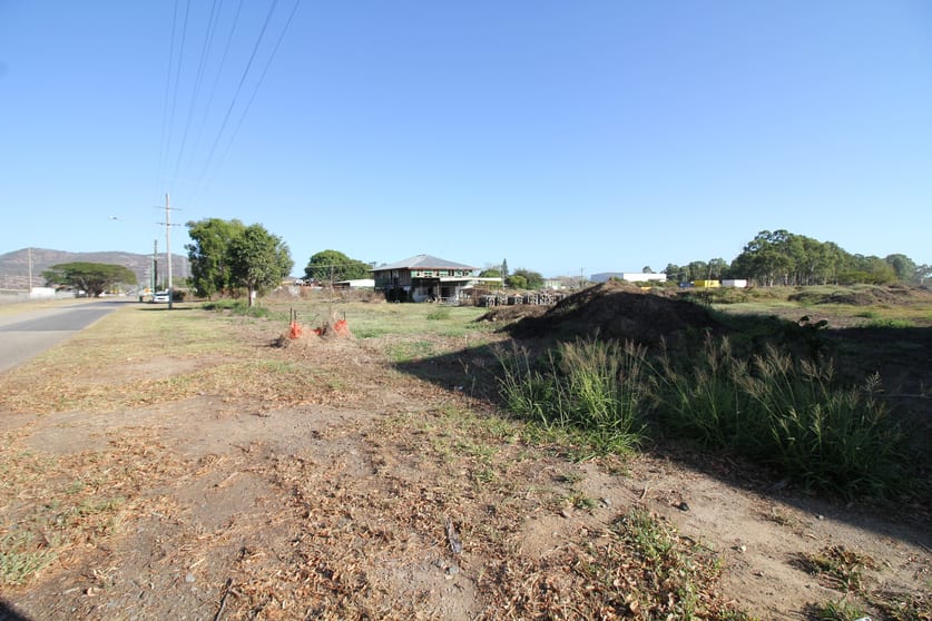 Click to view all images 124-130 Southwood Road Stuart QLD 4811 - Image 3