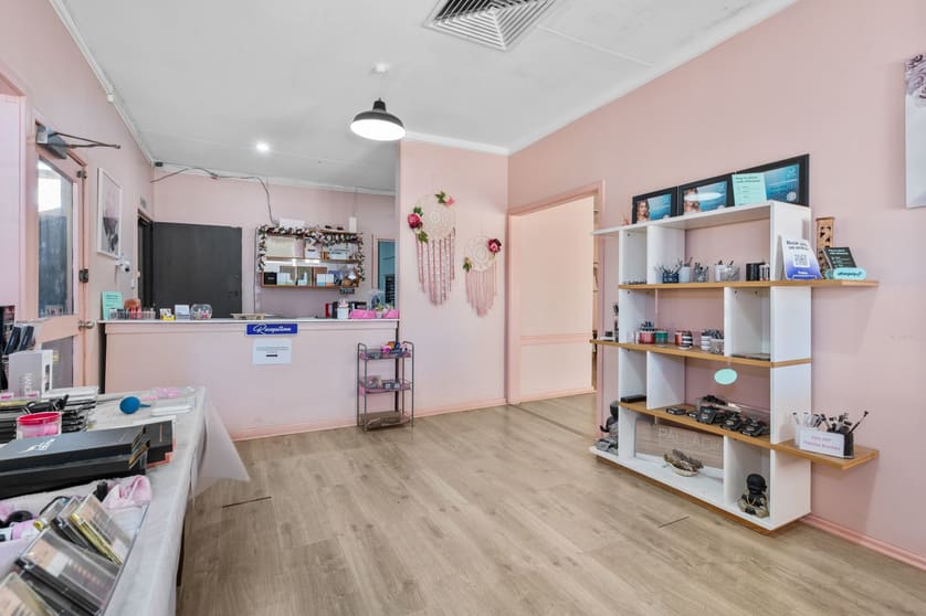 Click to view all images 6 Maritana Street Kalgoorlie WA 6430 - Image 2