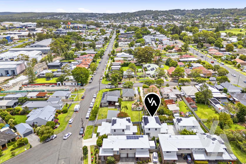 Click to view all images 74 Lachlan Road Cardiff NSW 2285 - Image 2