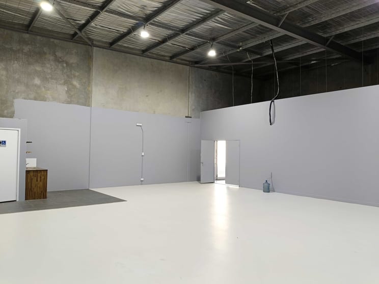 10/11 Exchange Road Malaga WA 6090 - Image 2