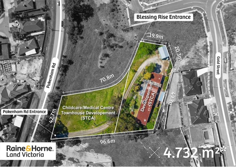 Click to view all images 162 Pakenham Road Pakenham VIC 3810 - Image 1