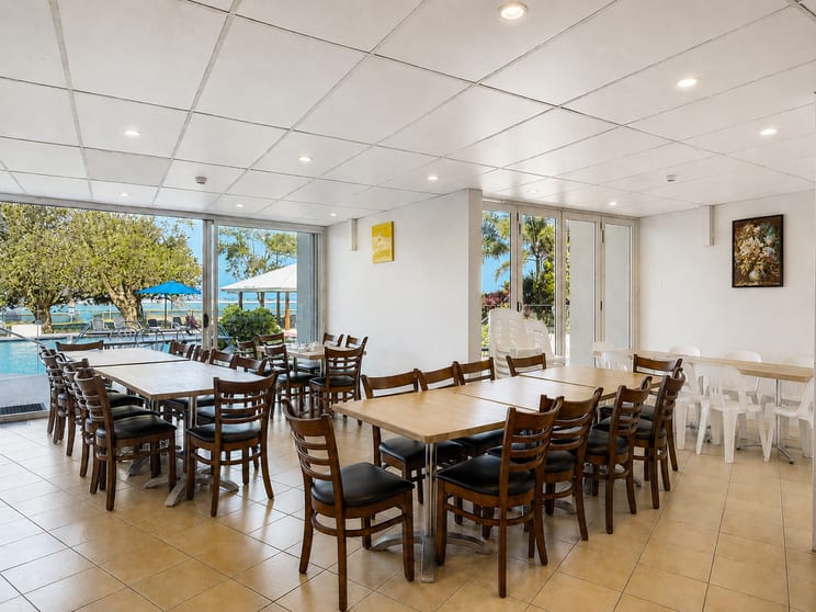 Click to view all images 4/49 Landsborough Parade Golden Beach QLD 4551 - Image 3