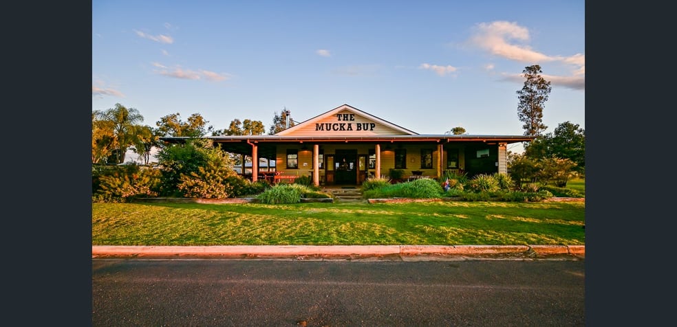 Click to view all images 46925 Warrego Highway Muckadilla QLD 4461 - Image 1