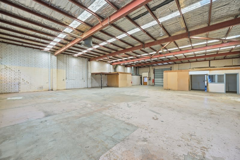 Click to view all images 22-24 Queen Street Nunawading VIC 3131 - Image 3
