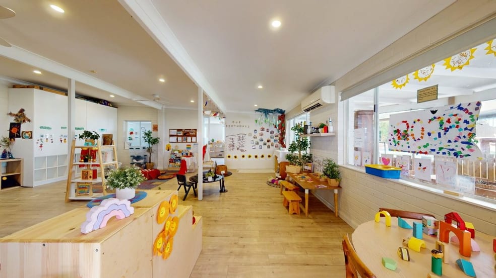 Click to view all images 2 Alfred Road Claremont WA 6010 - Image 3