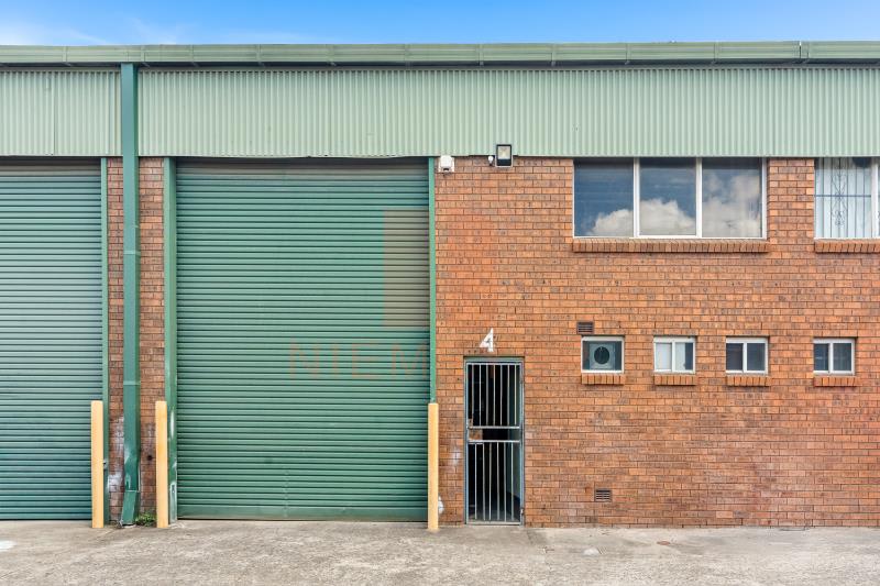 Click to view all images Unit 4/17 Childs Road Chipping Norton NSW 2170 - Image 2