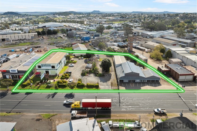 Click to view all images 203 Anzac Avenue Harristown QLD 4350 - Image 1