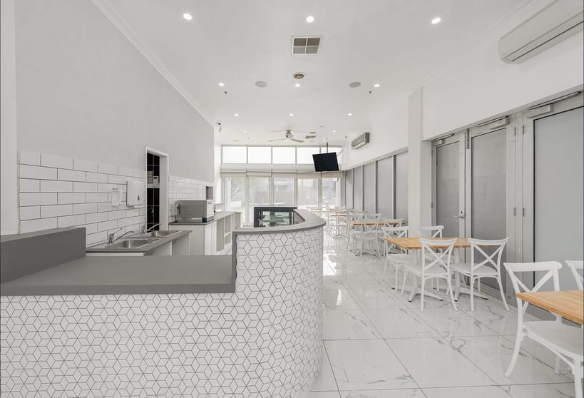 Click to view all images 1/70 Speakmen Street Kensington VIC 3031 - Image 2