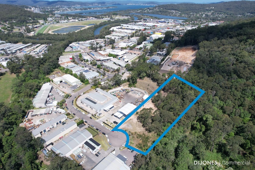 Click to view all images 22 Tathra Street West Gosford NSW 2250 - Image 3