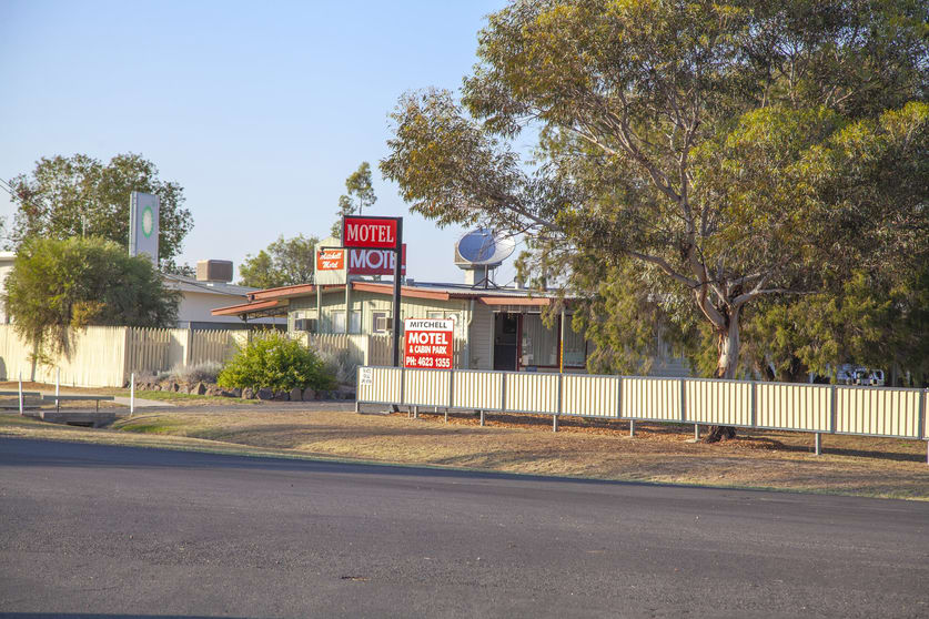7 Caroline St Mitchell QLD 4465 - Image 2