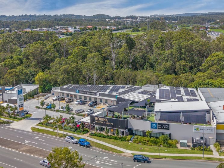 Click to view all images 299 Scottsdale Drive Robina QLD 4226 - Image 1