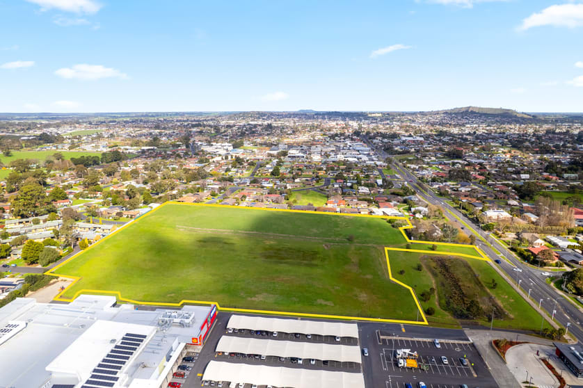 Click to view all images 154-180 Penola Road Mount Gambier SA 5290 - Image 2