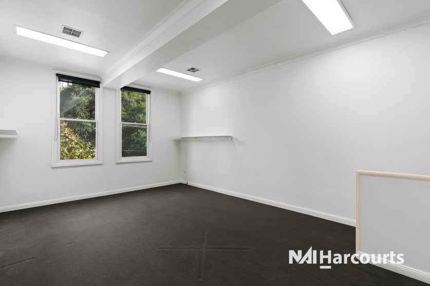 Click to view all images 90 St Kilda Road St Kilda VIC 3182 - Image 2