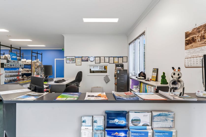 Click to view all images 66-68 Bailey Street Timboon VIC 3268 - Image 4