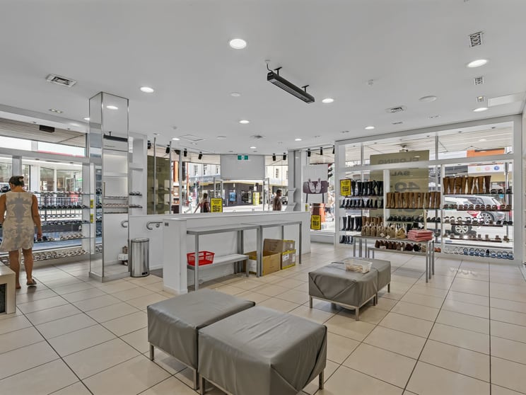 Click to view all images 126 Liverpool Street Hobart TAS 7000 - Image 3
