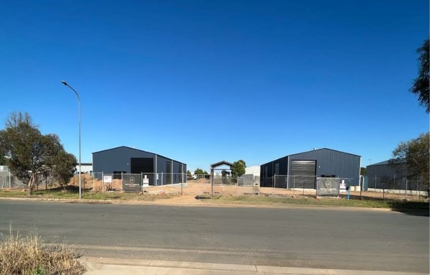 Click to view all images 16-18 & 20 Pilbara Road Corowa NSW 2646 - Image 2