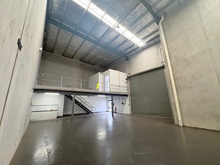Unit 9/23-25 Bluett Drive Smeaton Grange NSW 2567 - Image 2