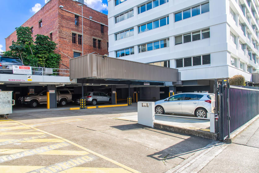 Click to view all images UNIT 34/269 Wickham Street Fortitude Valley QLD 4006 - Image 3