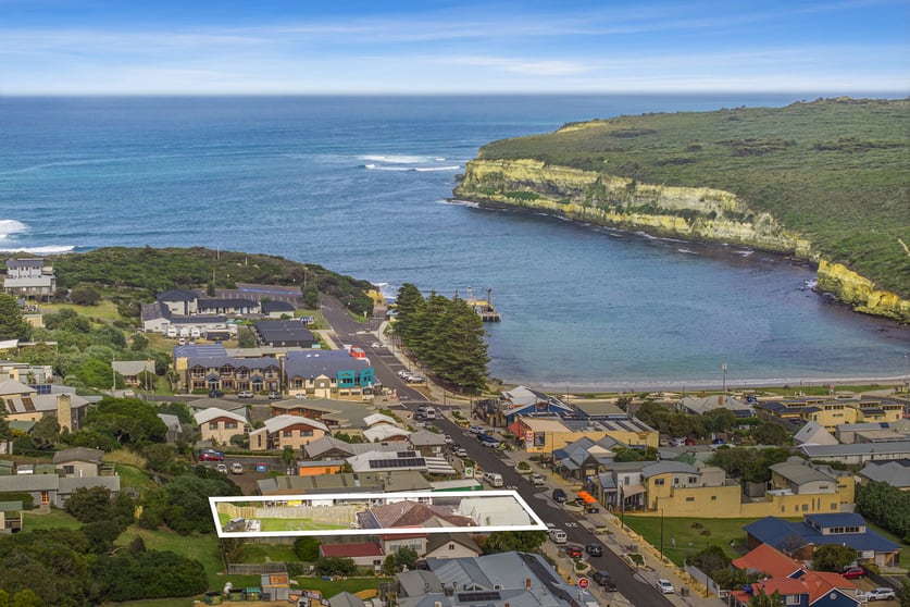 34 Lord Street Port Campbell VIC 3269 - Image 1