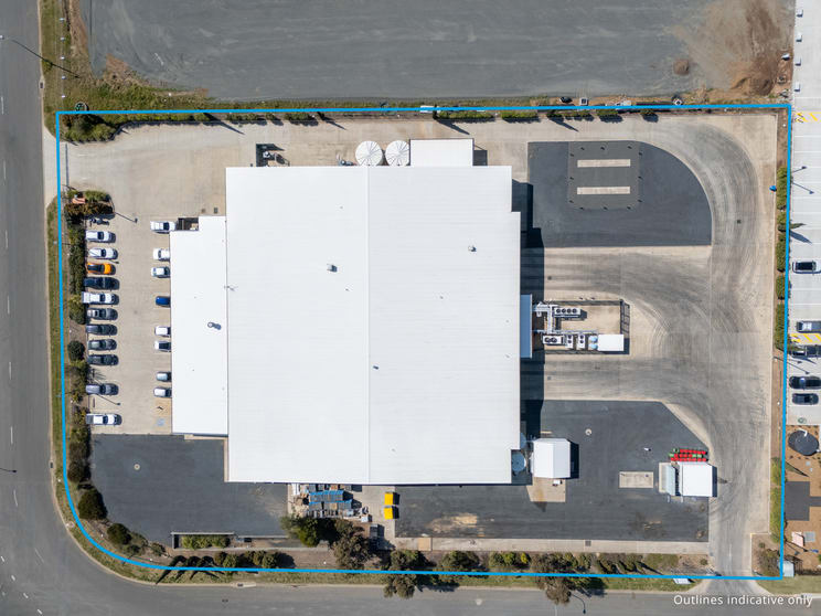 Click to view all images 2 Foundation Street Wellcamp QLD 4350 - Image 2