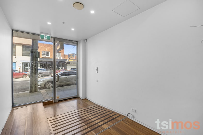 Click to view all images 5/37-39 Station Road Cheltenham VIC 3192 - Image 3