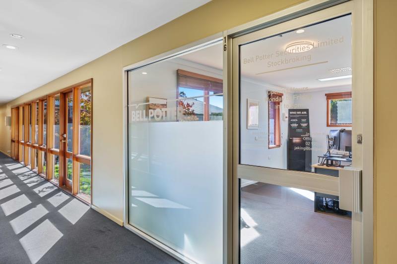 Click to view all images Suite 16/256 Anson Street Orange NSW 2800 - Image 1